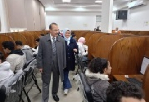 BU vice president inspects the exams of the faculty of nursing in the E-exams center